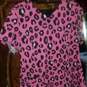 Infinity Scrub top Size Large